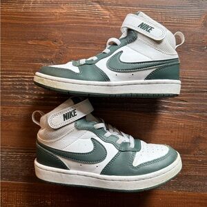 listing-status-banner